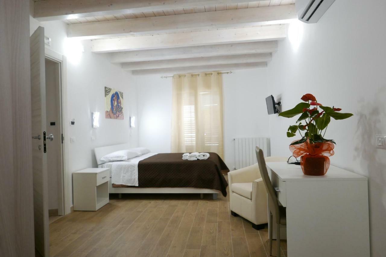 Opera Boutique Rooms Monreale Exterior photo